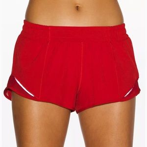 Brand new lululemon Hotty Hot 2.5 inch inseam low rise , dark red size 4